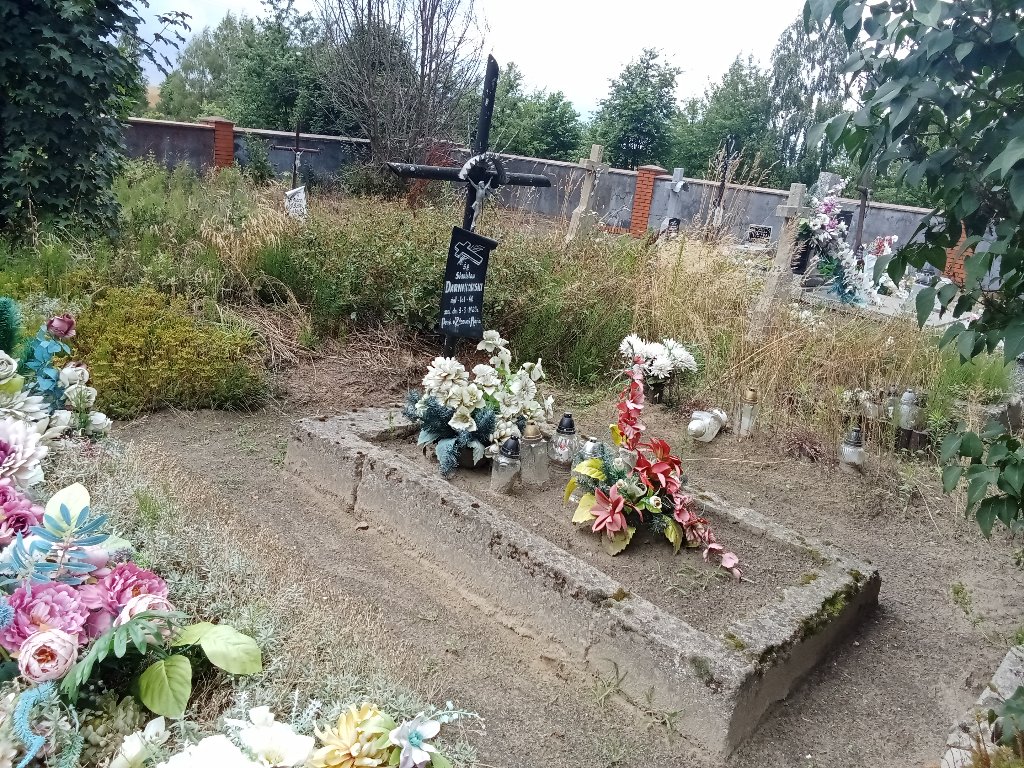 Grób Stanisław Darnikowski